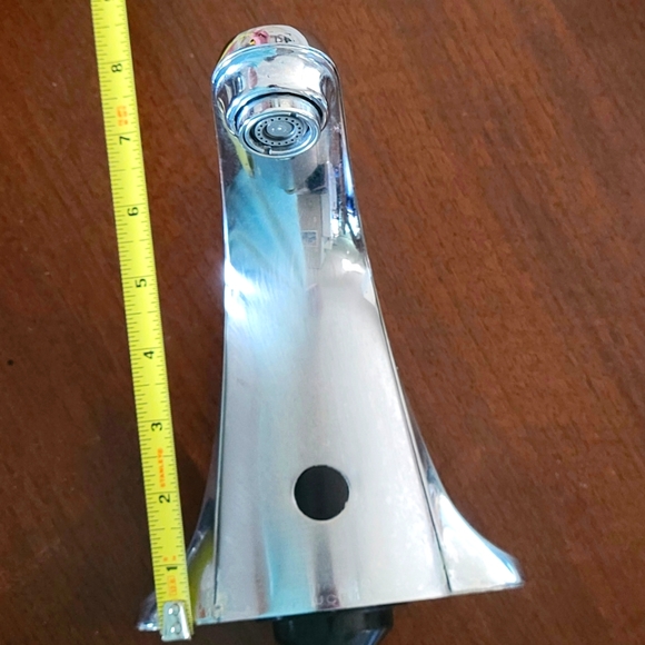 Chicago Other - Chicago brand touch free sensor commercial grade faucet